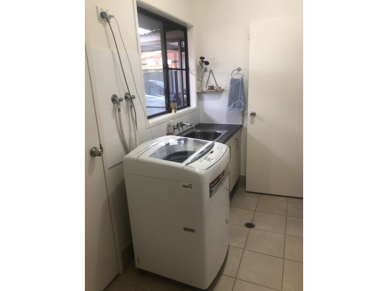 4 Macdonald Cresent, Blackwater QLD 4717