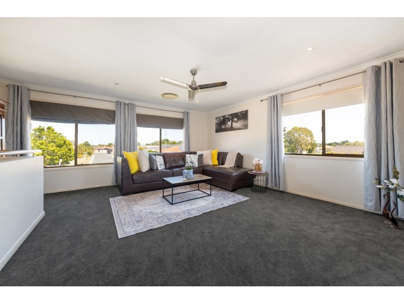 7 Anemone Avenue, Hollywell QLD 4216