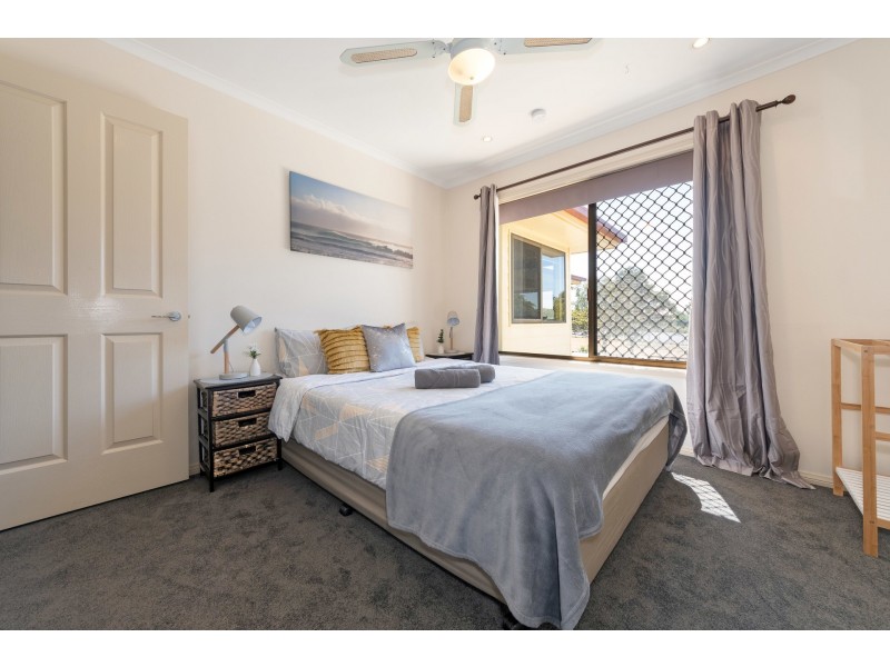 7 Anemone Avenue, Hollywell QLD 4216