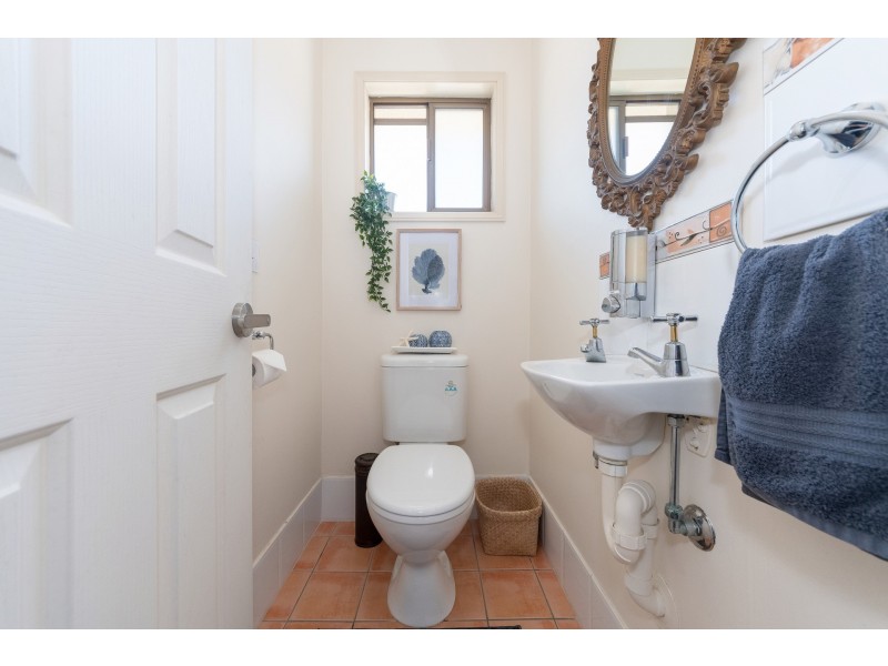 7 Anemone Avenue, Hollywell QLD 4216