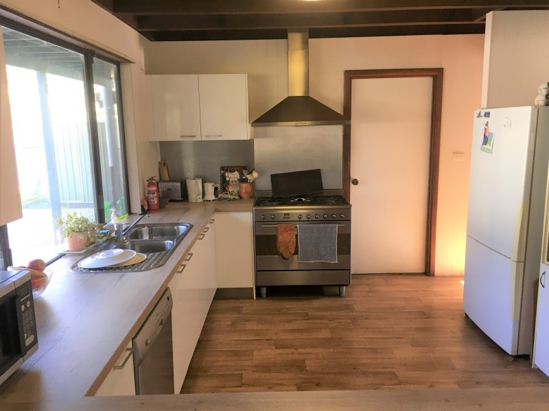 148 Lakelands Road, Barragup WA 6209