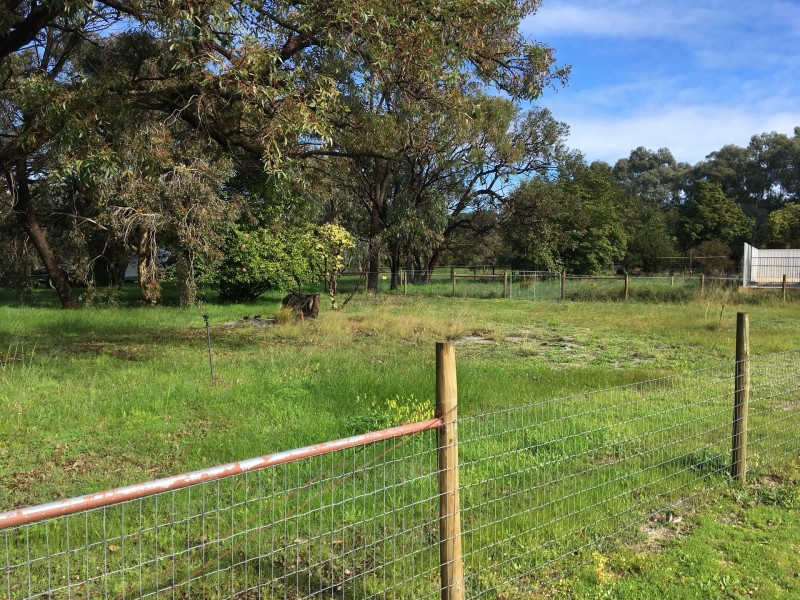 148 Lakelands Road, Barragup WA 6209