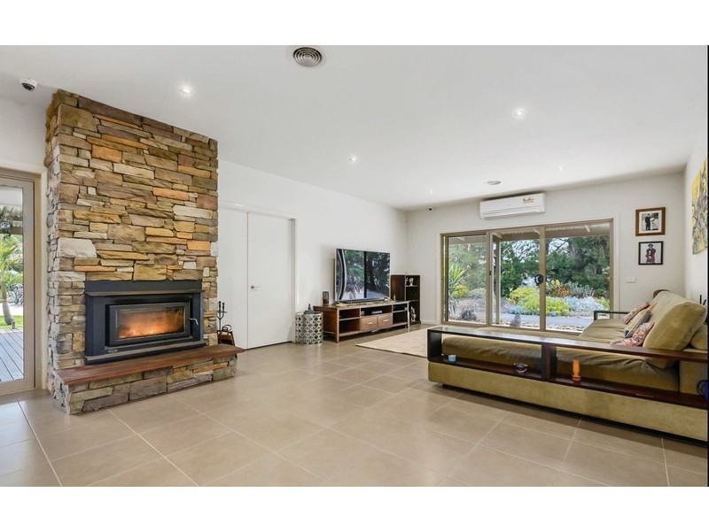 87 McGregor Road, Gisborne VIC 3437