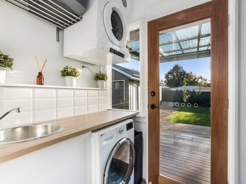 10 Wattle Street, Karabar NSW 2620