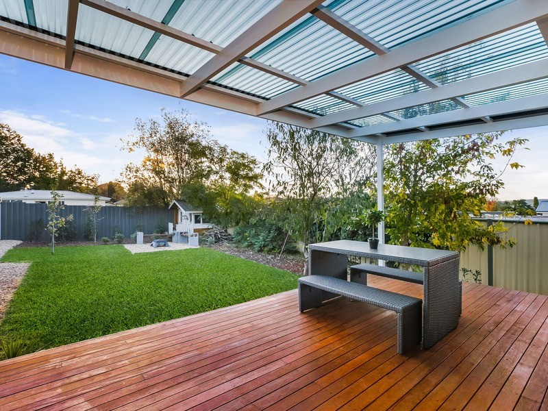 10 Wattle Street, Karabar NSW 2620