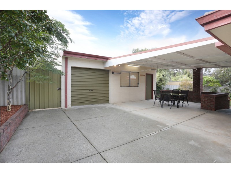 39 Scenic Drive, Maida Vale WA 6057