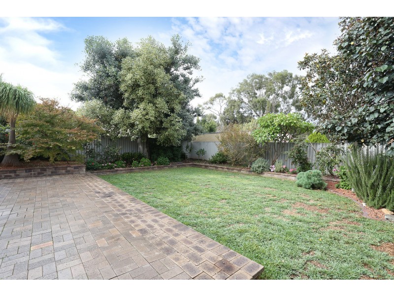 39 Scenic Drive, Maida Vale WA 6057