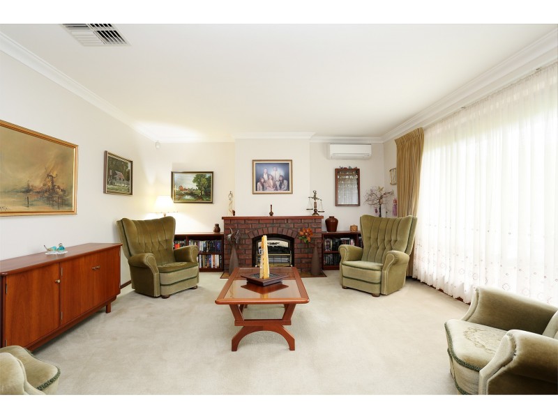 39 Scenic Drive, Maida Vale WA 6057