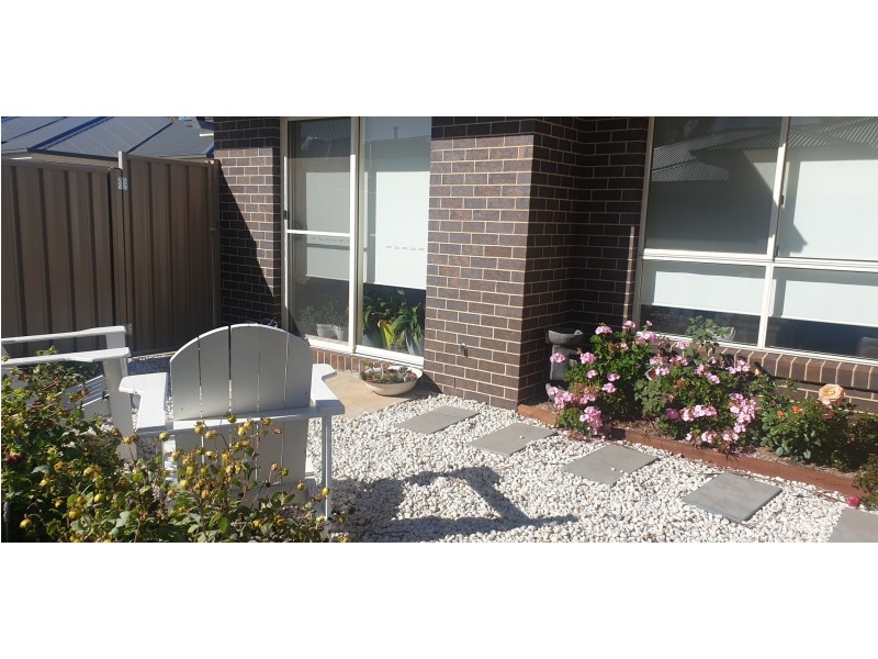 2/24 Emmaville Street, Orange NSW 2800