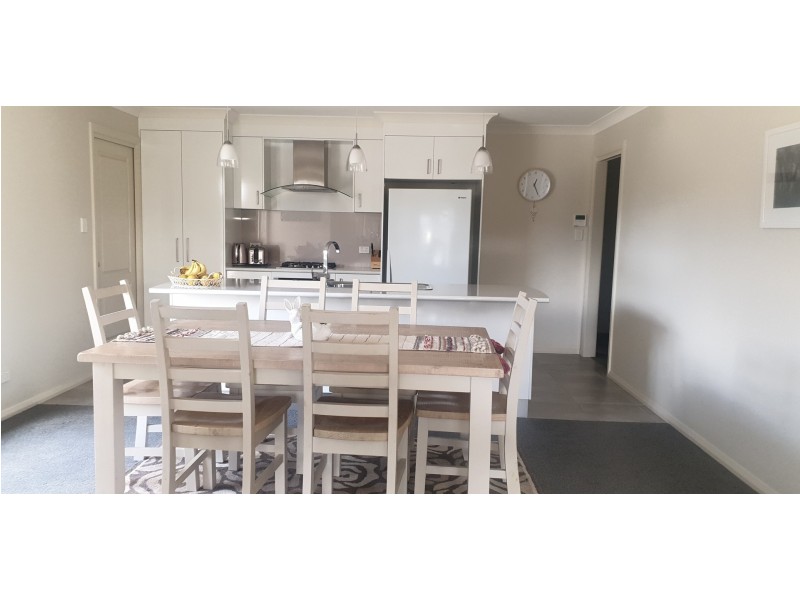 2/24 Emmaville Street, Orange NSW 2800