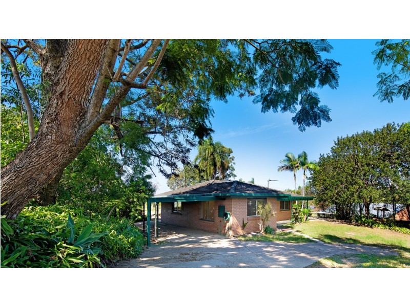 23 Aberdeen Court, Highland Park QLD 4211