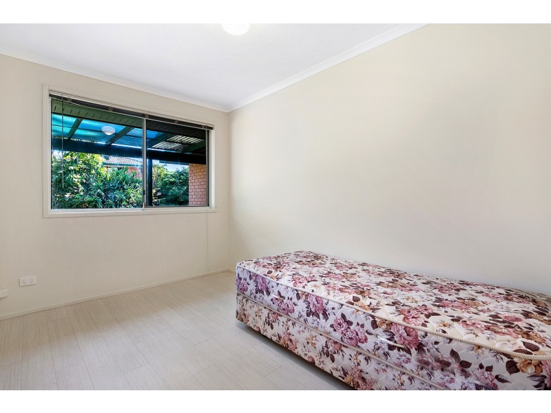 23 Aberdeen Court, Highland Park QLD 4211