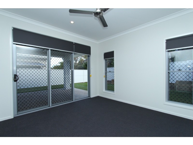 24 Aldritt Place, Bridgeman Downs QLD 4035