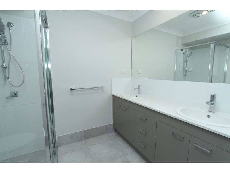 24 Aldritt Place, Bridgeman Downs QLD 4035