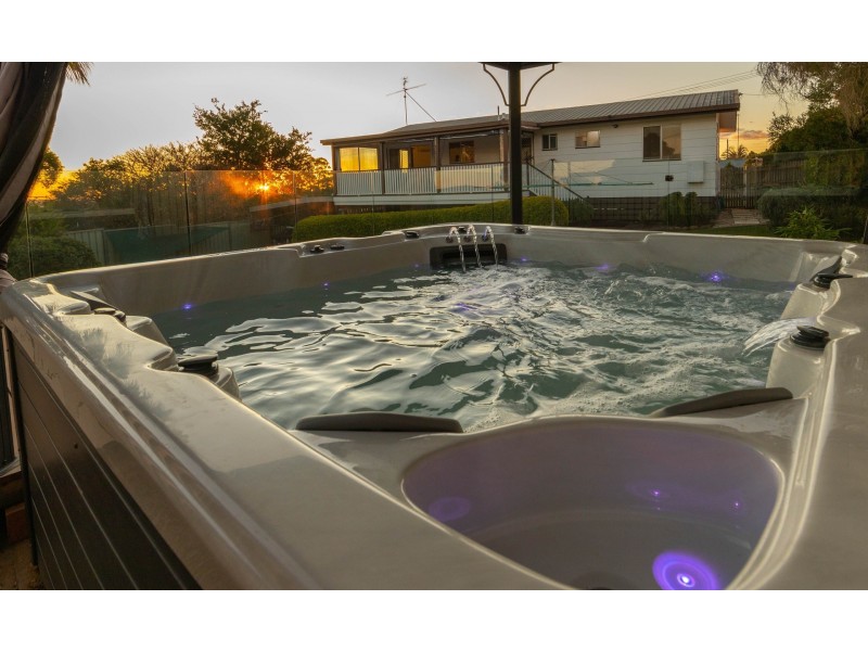 32 Poinciana Street, Newtown QLD 4350