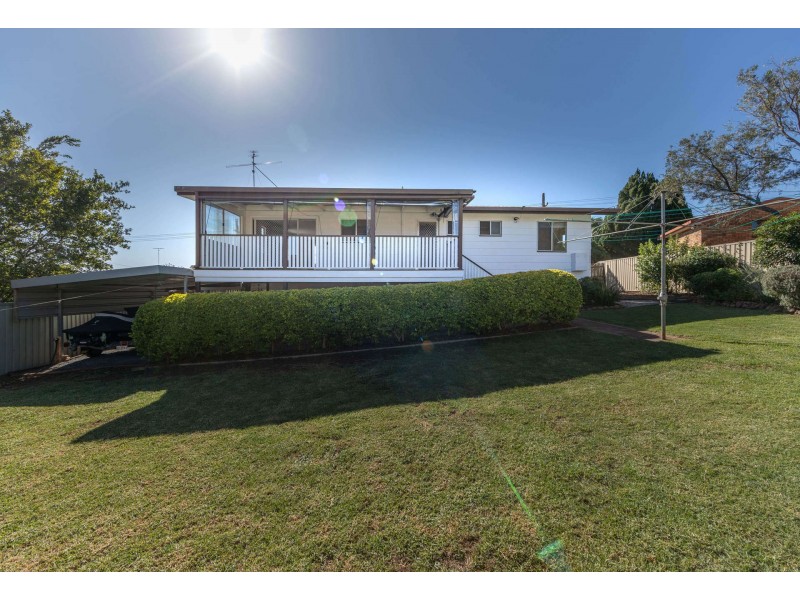 32 Poinciana Street, Newtown QLD 4350