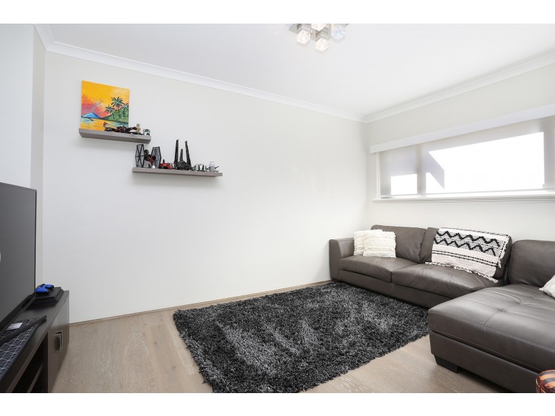 7 Devonshire Link, North Coogee WA 6163