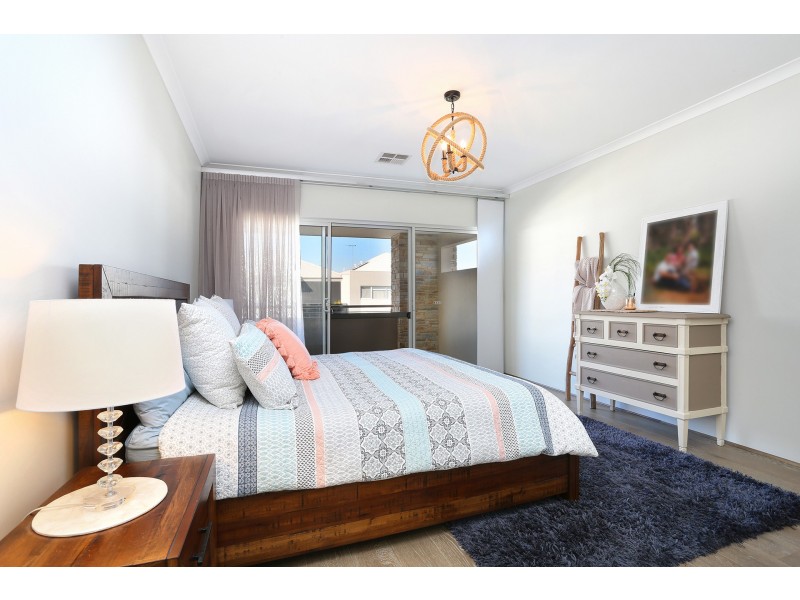 7 Devonshire Link, North Coogee WA 6163