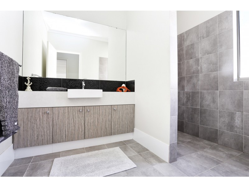 7 Devonshire Link, North Coogee WA 6163