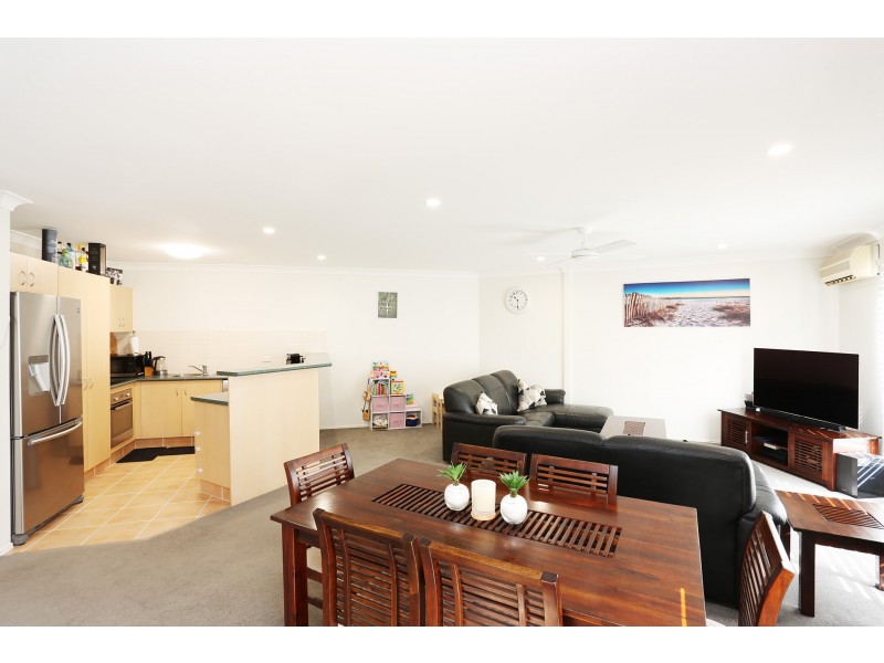 1/1 Jayden Place, Molendinar QLD 4214