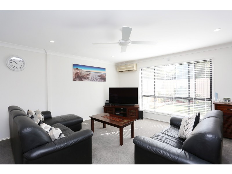 1/1 Jayden Place, Molendinar QLD 4214