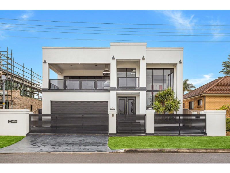 100 The Boulevarde, Oak Flats NSW 2529