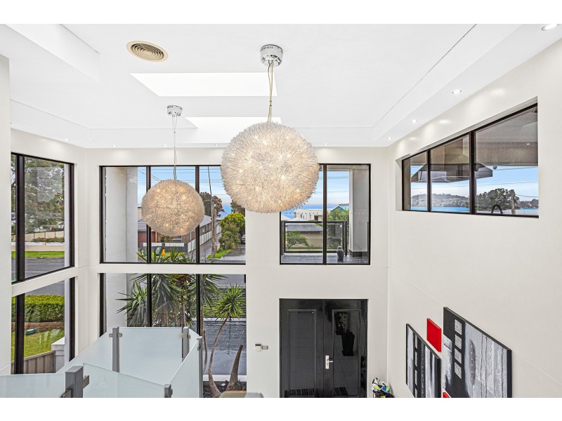 100 The Boulevarde, Oak Flats NSW 2529