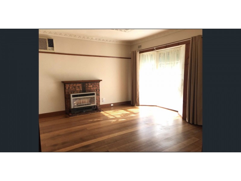 94 Beach Street, Frankston VIC 3199