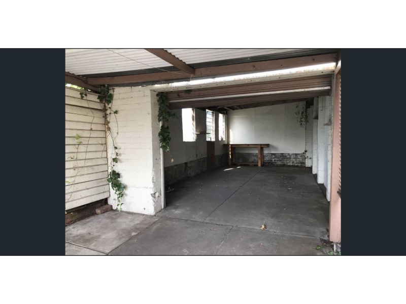 94 Beach Street, Frankston VIC 3199