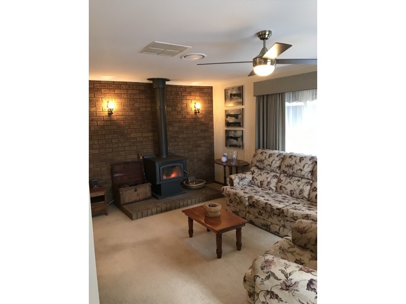 2 Timbarra Drive, Golden Square VIC 3555