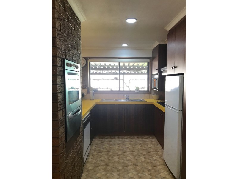 2 Timbarra Drive, Golden Square VIC 3555