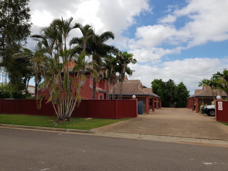 1/3-5 Norris Street, Hermit Park QLD 4812