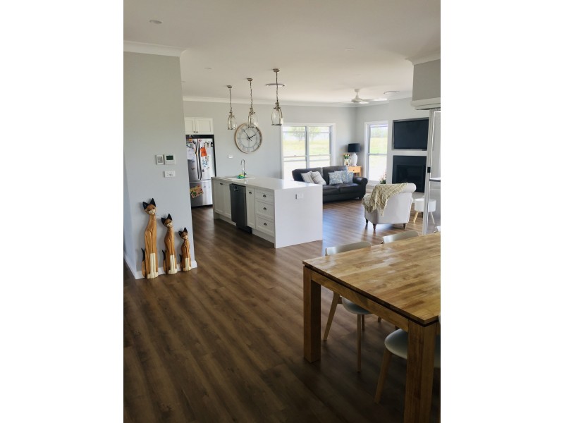 23 Davis Road, Spring Hill NSW 2800