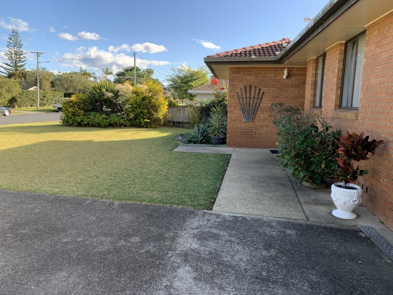 6 Knox Street, Woolgoolga NSW 2456