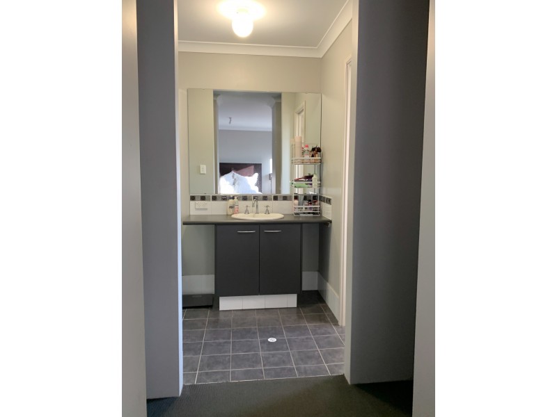 136 Macquarie Drive, Australind WA 6233