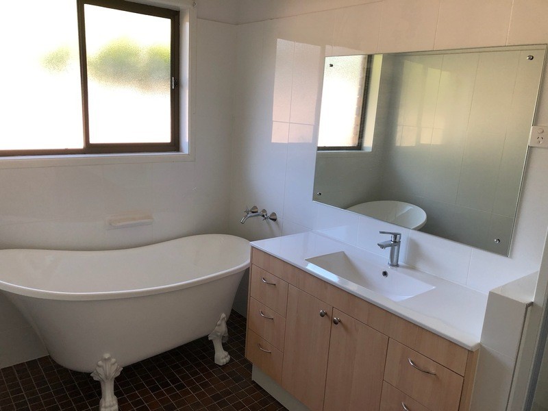 137 Grassdale Road, Belmont QLD 4153