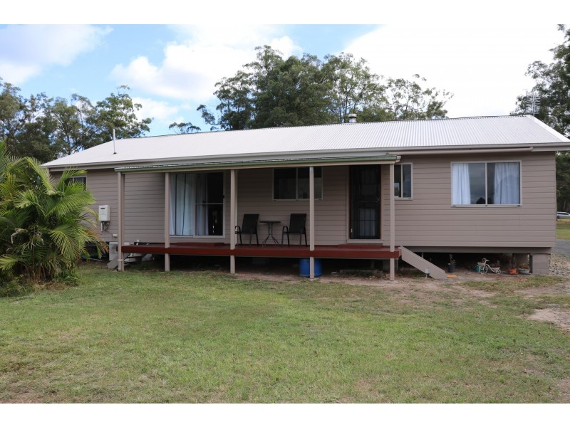 4 Frederick Dyson Close, Yarravel NSW 2440