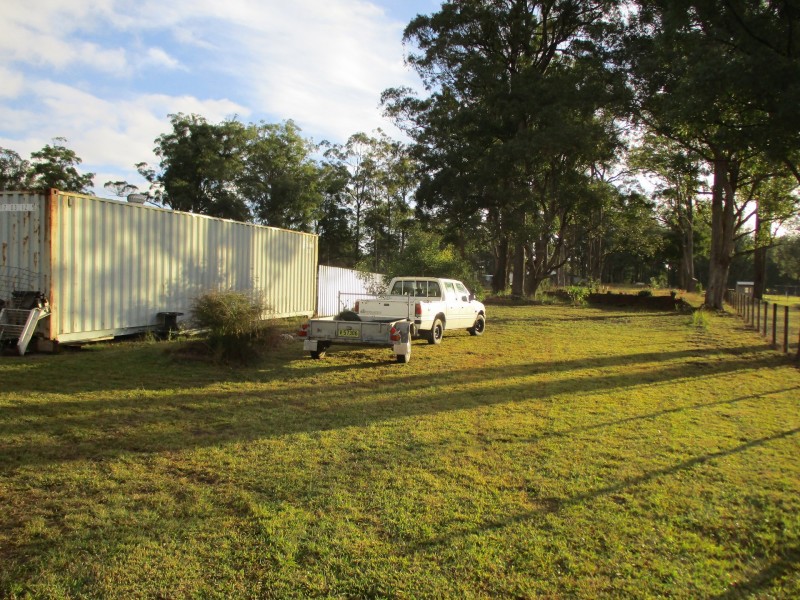 4 Frederick Dyson Close, Yarravel NSW 2440