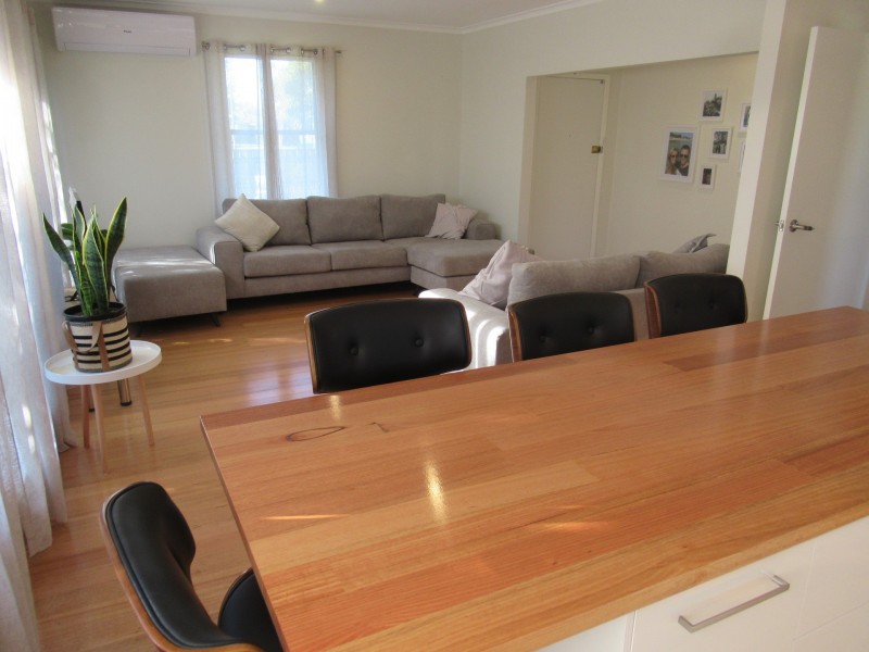 37 Weir Street, Sale VIC 3850