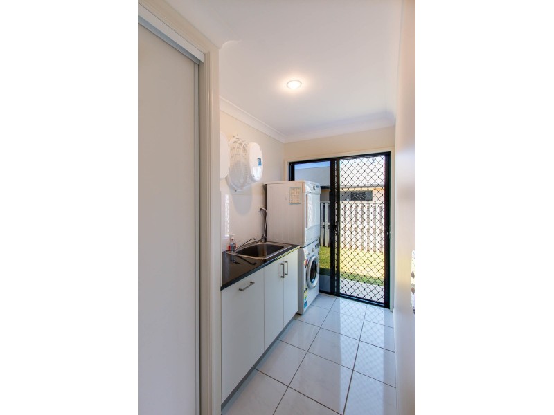 24 Miami Terrace, Blacks Beach QLD 4740