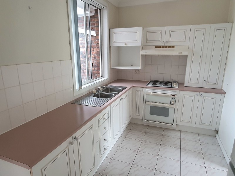 11 Norfolk Street, Berkeley NSW 2506