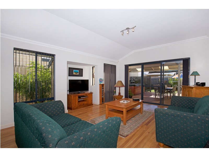 9 Isabellas Way, Erskine WA 6210