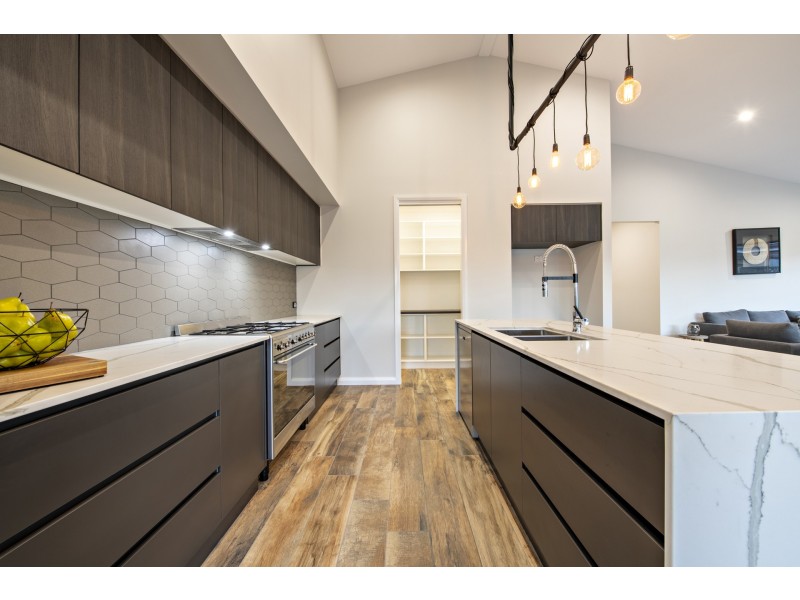 30 Alexandrina Avenue, Dubbo NSW 2830