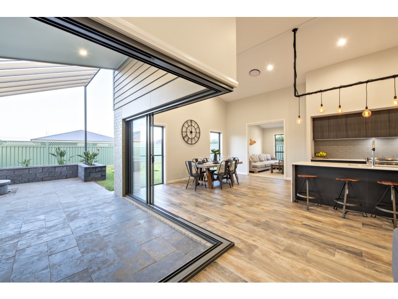 30 Alexandrina Avenue, Dubbo NSW 2830