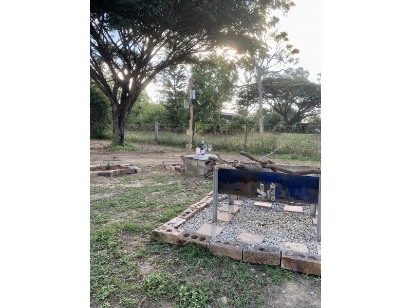 42 Joanne Street, Deeragun QLD 4818