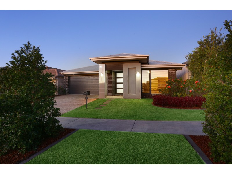 30 Winterpeak Close, Yarrabilba QLD 4207