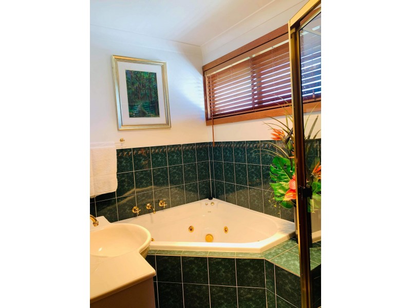 22 Creswell Avenue, Charlestown NSW 2290