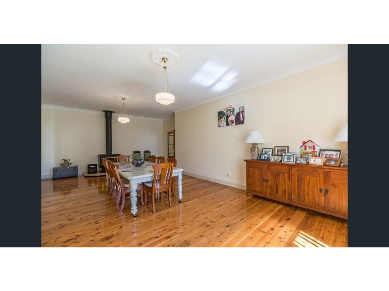 129 Emu Swamp Road, Lucknow NSW 2800