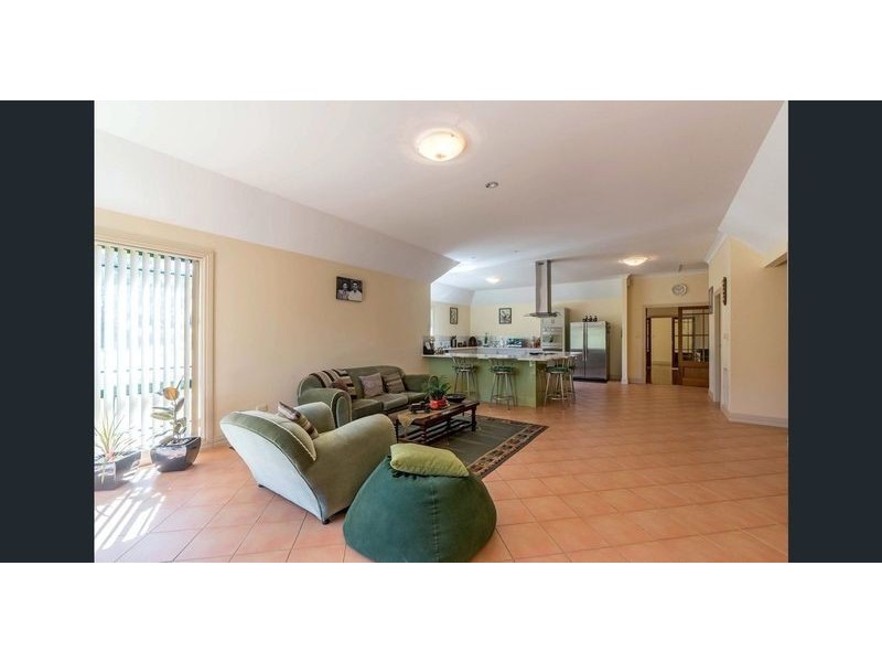 129 Emu Swamp Road, Lucknow NSW 2800