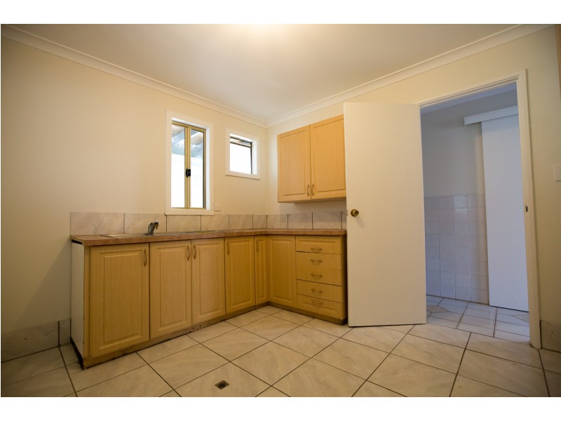 10 Edwards Street, Beverley WA 6304